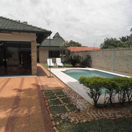 Hotel Las Residentas Luque Buitenkant foto